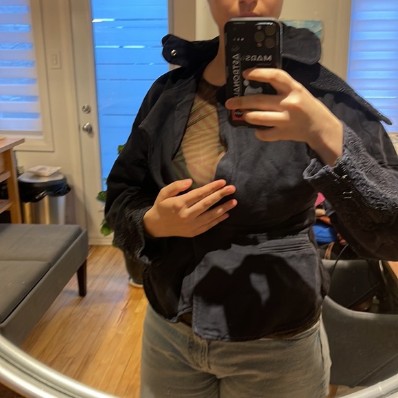 Beautiful fashionable high quality embroidered jacket with design puffy sleeves - Picture 1 of 15